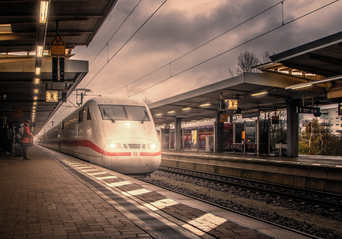 21年国庆高速公路免费,一场流动中国的温情叙事 21年国庆高速公路免费,一场流动中国的温情叙事