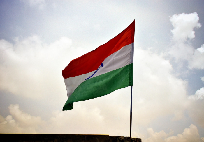 玩家必备教程“怎么购买微信炸 金花房卡”购买房卡介绍