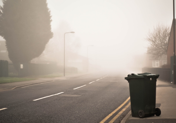 成都几列病毒,都市喧嚣中的生命静默与文明韧性 成都几列病毒,都市喧嚣中的生命静默与文明韧性