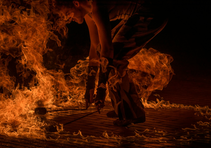 道歉信背后，一座城市的集体记忆与创伤疗愈