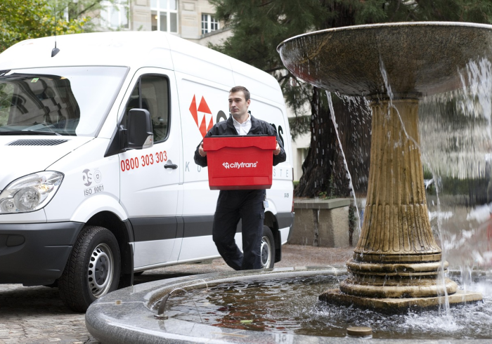 快递公告，连接你我生活的隐形信使