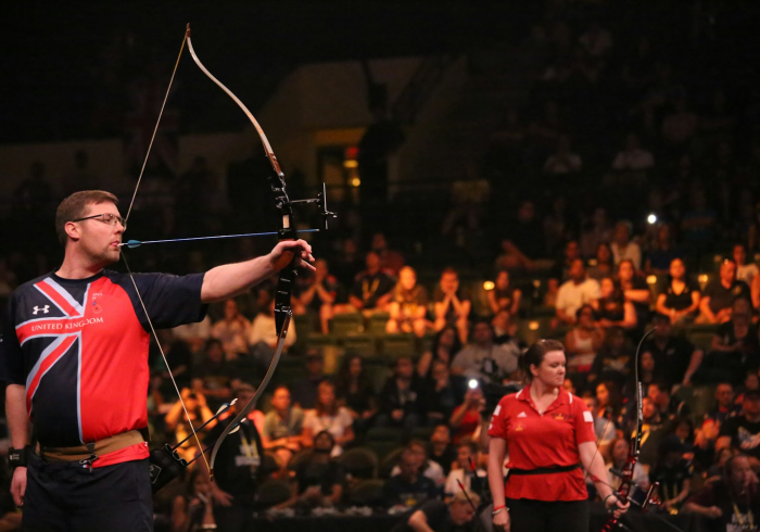 日照阳性启示录，一座港城的韧性，与一场没有硝烟的战争