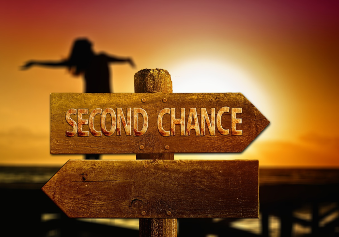 进京出京政策收紧，8月新规背后的治理逻辑与民生温度