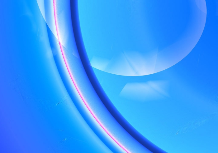 假期纸面繁荣背后，2024年，你的实际自由为何缩水？