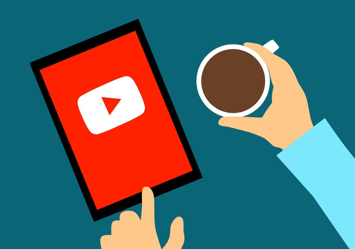 清明高速免收费吗?免费背后的经济账与人文思 清明高速免收费吗?免费背后的经济账与人文思