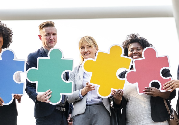 秒懂教程“微信随意玩拼三张金花房卡”详细房卡怎么购买教程