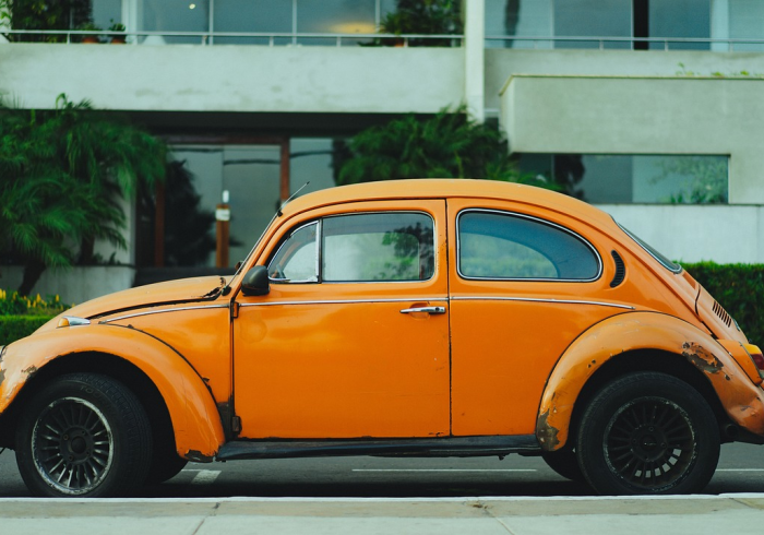 经济轿车，时代镜像中的平民出行革命