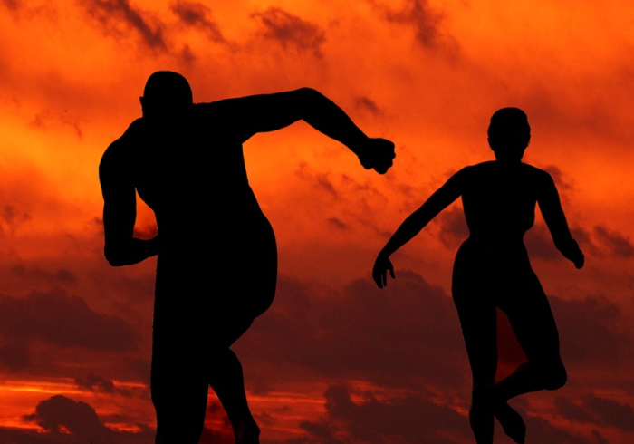 东莞静下来，一场与时间赛跑的韧性之战