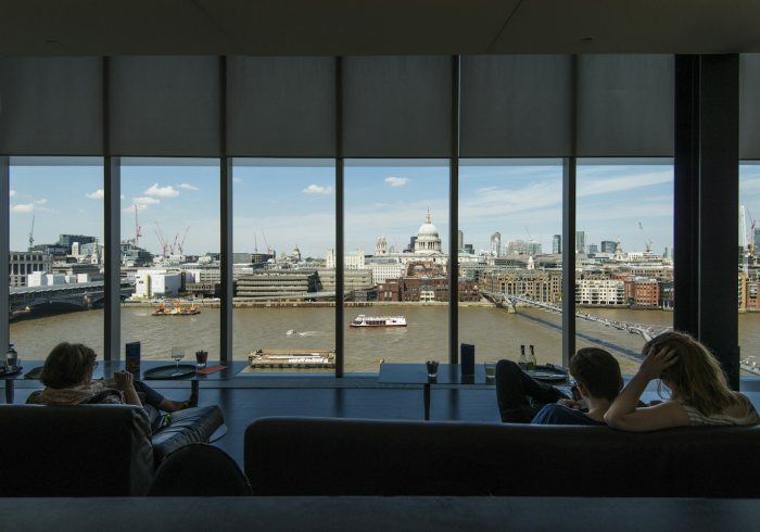 哈师大官网,一扇窗,一座桥,一方精神家园 哈师大官网,一扇窗,一座桥,一方精神家园