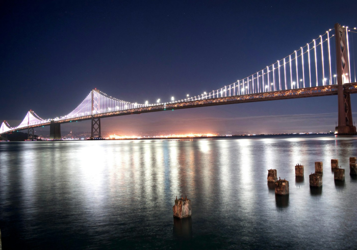 国家政务服务中心,一座桥梁,一份承诺,一个未来 国家政务服务中心,一座桥梁,一份承诺,一个未来