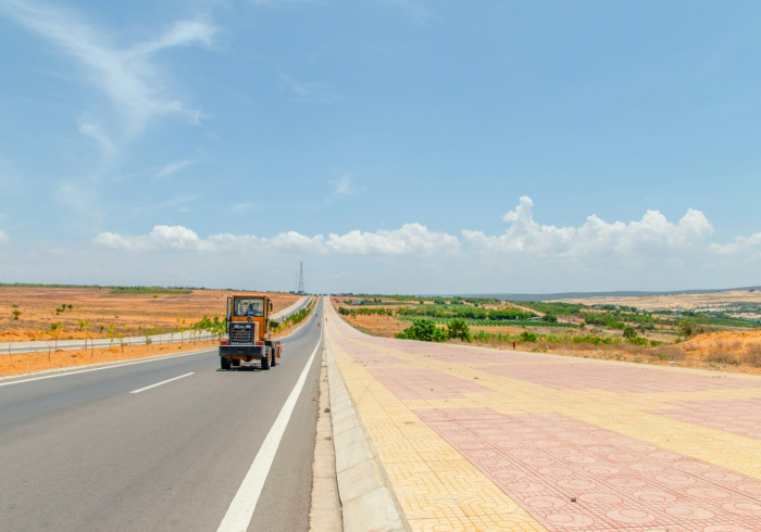 高速免费，端午不免，一场被错置的公共期待