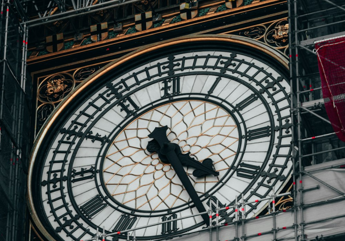 上海重症，一座超级都市的生命韧性试炼场