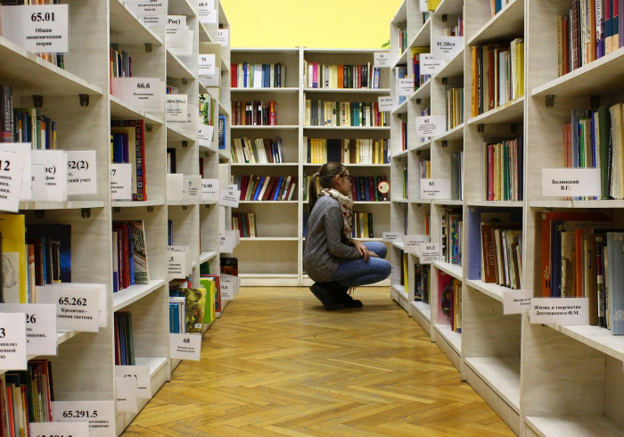 玩家攻略“在哪里能买炸 金花房卡”详细房卡怎么购买教程