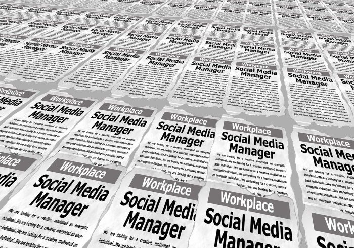 疫情阴霾渐散，社会治理长考未歇