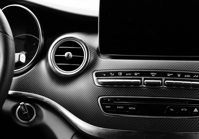 新红旗,新价值,当国车驶入寻常百姓家 新红旗,新价值,当国车驶入寻常百姓家