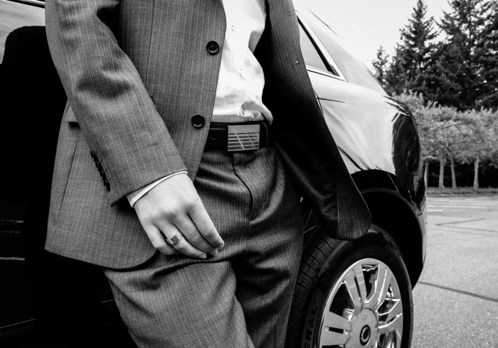 当官车脱下西装,新款A6L与中产灵魂的隐秘对话 当官车脱下西装,新款A6L与中产灵魂的隐秘对话