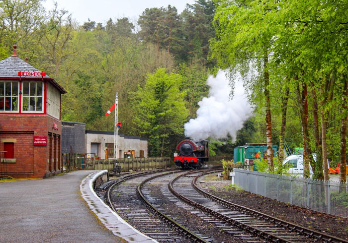 列车同车厢已发现5人感染，流动时代下的偶然与必然
