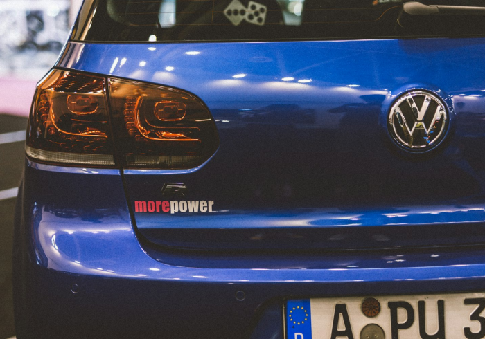 无声战场，全球疫情动态背后的数据迷雾与人性微光