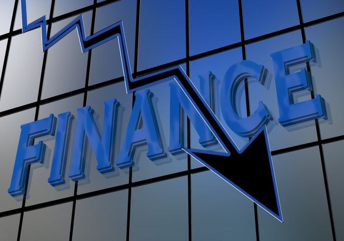 油价涨跌背后，11月10日调价窗口前的民生与经济博弈