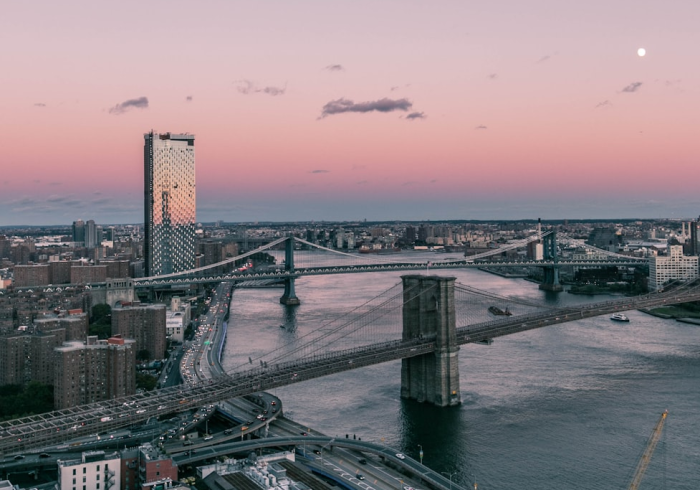 宜宾南门桥建设银行，一桥飞架南北，金融活水浸润戎城