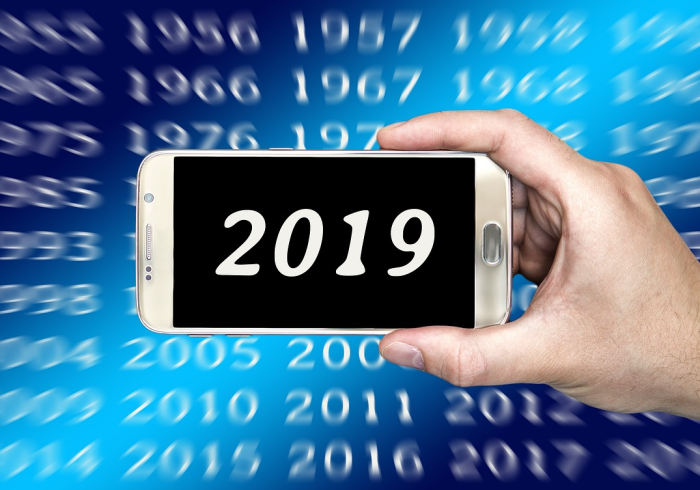 2025放假表，当时间被规划，我们如何找回节日的灵魂？