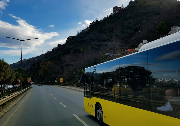 喀什公交车几点停,城市末班车里的时间哲学 喀什公交车几点停,城市末班车里的时间哲学