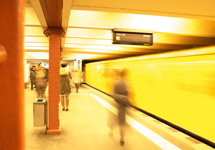 硬卧与高铁间的时代变迁,一张火车票背后的中国速度 硬卧与高铁间的时代变迁,一张火车票背后的中国速度