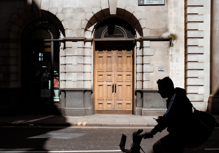 血色公路,18条生命与一张未发出的照片 血色公路,18条生命与一张未发出的照片