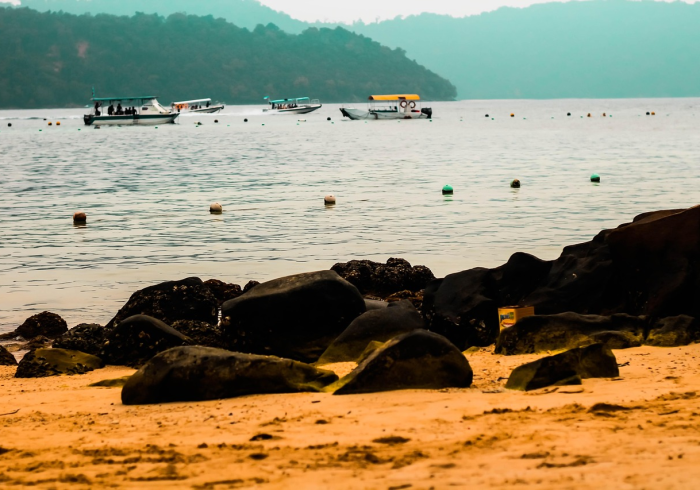 北海疑似,一座旅游天堂的寂静与韧性 北海疑似,一座旅游天堂的寂静与韧性