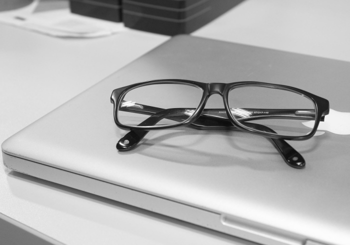 大众桑塔纳新款后视镜更换费用解析，价格、选择与注意事项