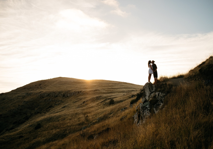 以生命赴使命,用大爱护苍生 以生命赴使命,用大爱护苍生