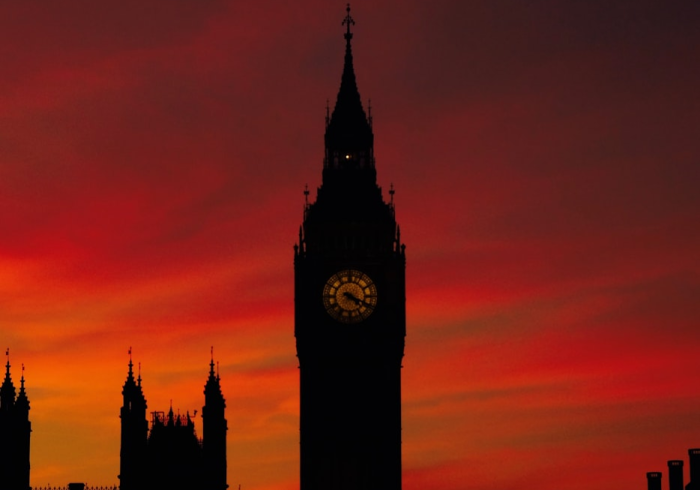 免费通行的午夜钟声,2022年高速公路免费时段背后的国家叙事 免费通行的午夜钟声,2022年高速公路免费时段背后的国家叙事