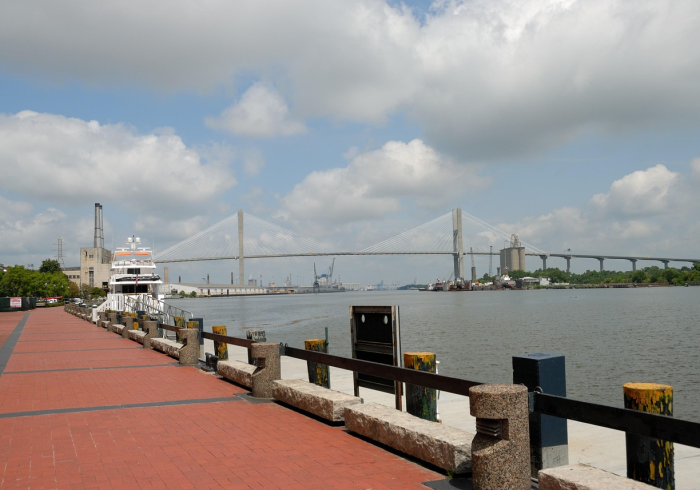 唐山封城疑云,被误读的2020年11月与一座城市的韧性 唐山封城疑云,被误读的2020年11月与一座城市的韧性