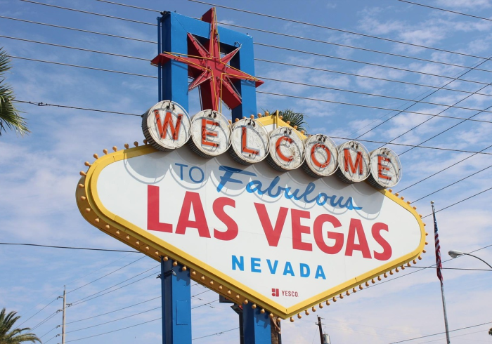 限行暂停，流动的节日，当城市为庆典按下暂停键