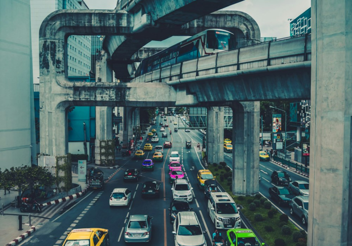今日北京限行车尾号，一场数字游戏背后的都市生存哲学