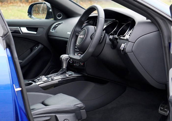 奥迪A6 2025款落地价解析，豪华中大型轿车的价值之选