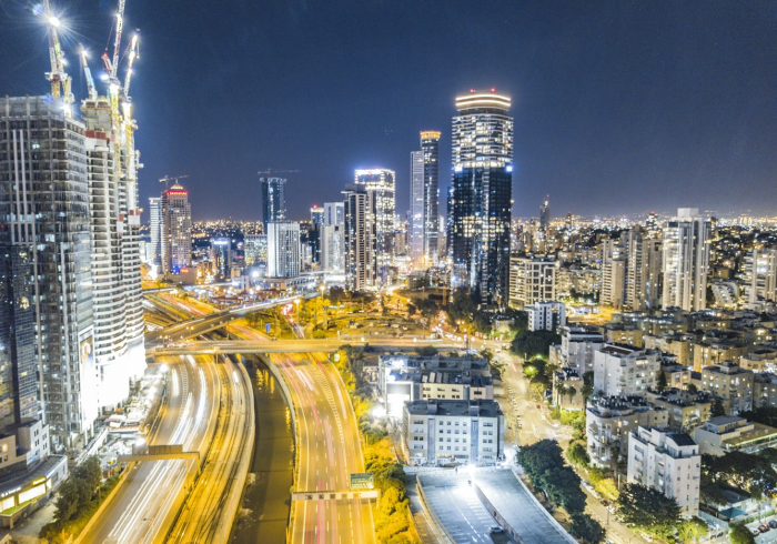 昆明疫情防线上的静与动,一座城的双重奏 昆明疫情防线上的静与动,一座城的双重奏