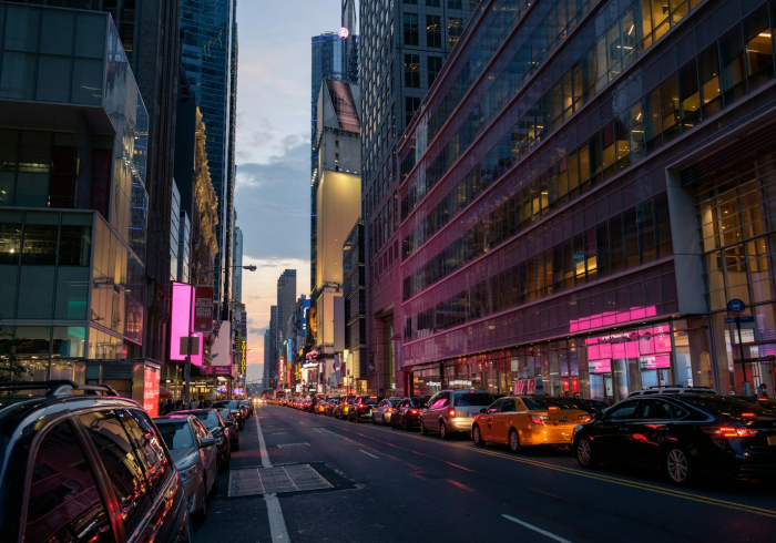 北京购车摇号，一场数字时代的都市生存博弈