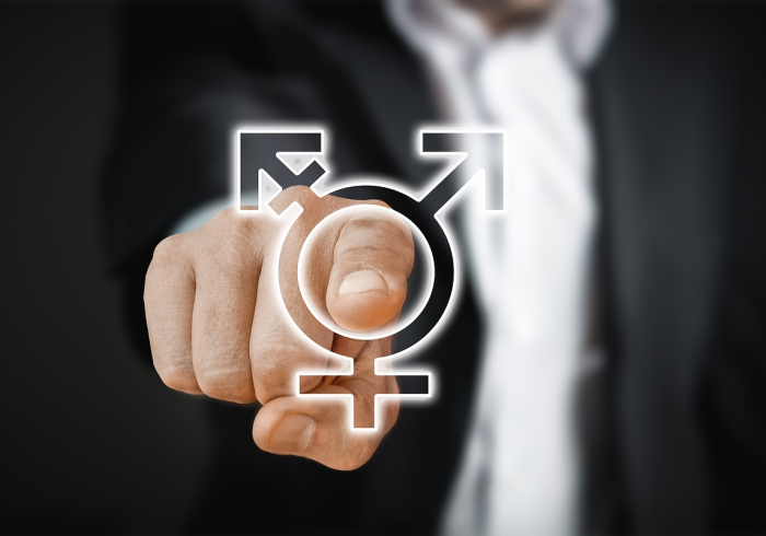 美国确诊7769例，数字背后，一个国家的战疫抉择与人性微光