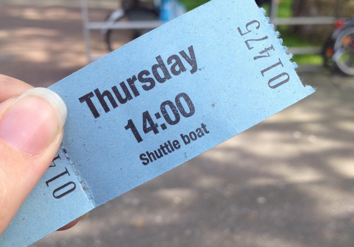 高铁与核酸，2021年，一张证明背后的时代印记