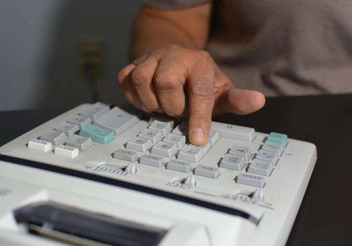 一分钟介绍使用“微信炸 金花房在哪里买房卡”房卡怎么购买