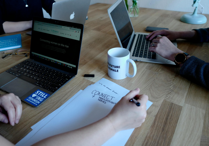 数据背后，全国新增病例报告里的中国抗疫叙事